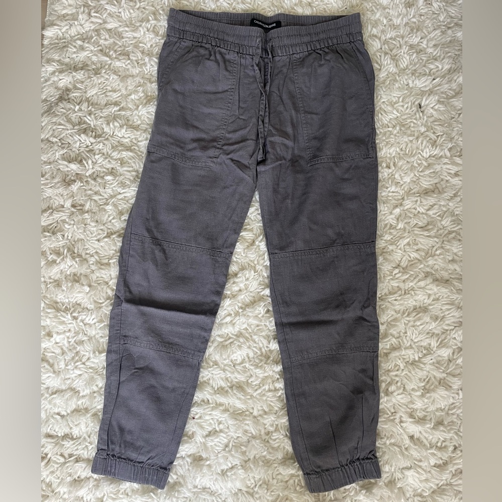 Woman’s linen pants